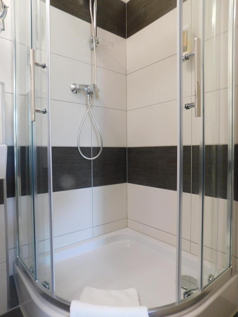 Hotel Hecht Garni Ingolstadt Ngoại thất bức ảnh