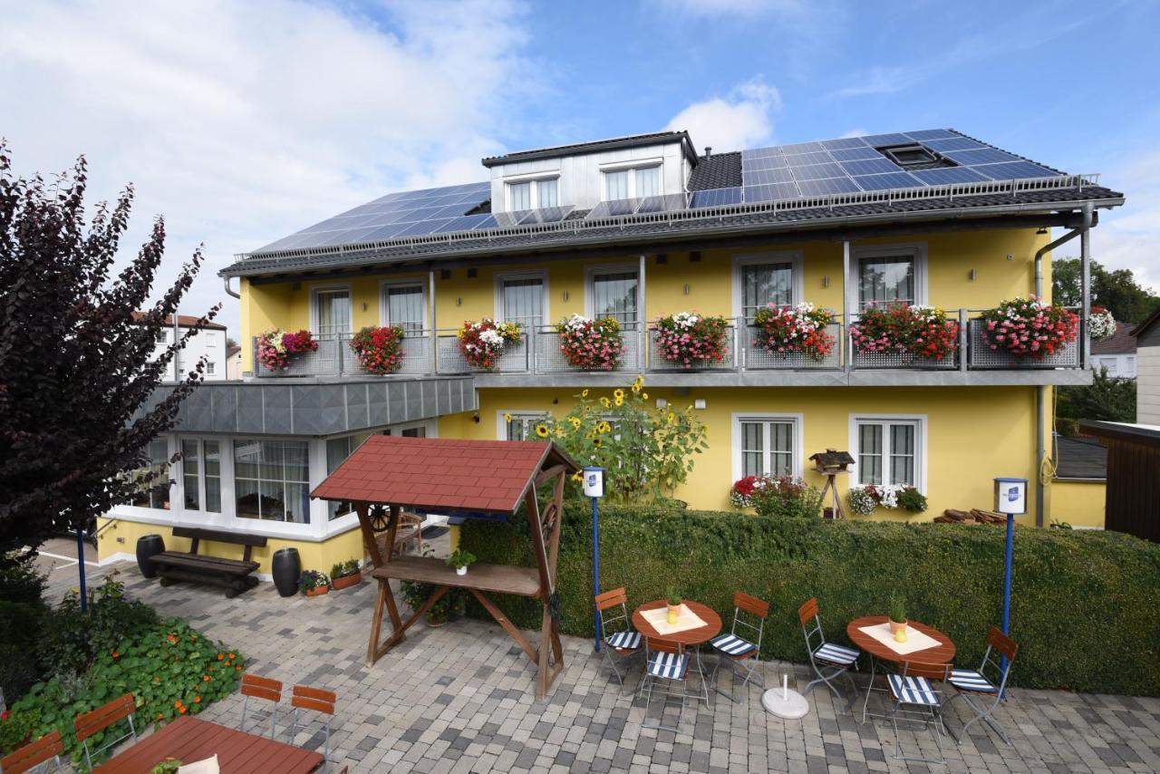 Hotel Hecht Garni Ingolstadt Ngoại thất bức ảnh